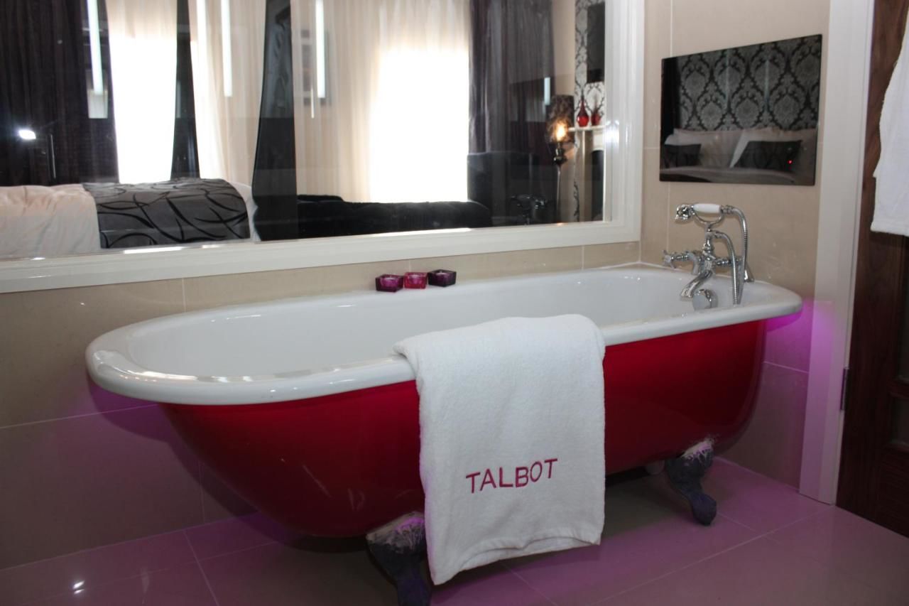 Отель The Talbot Hotel Белмаллет